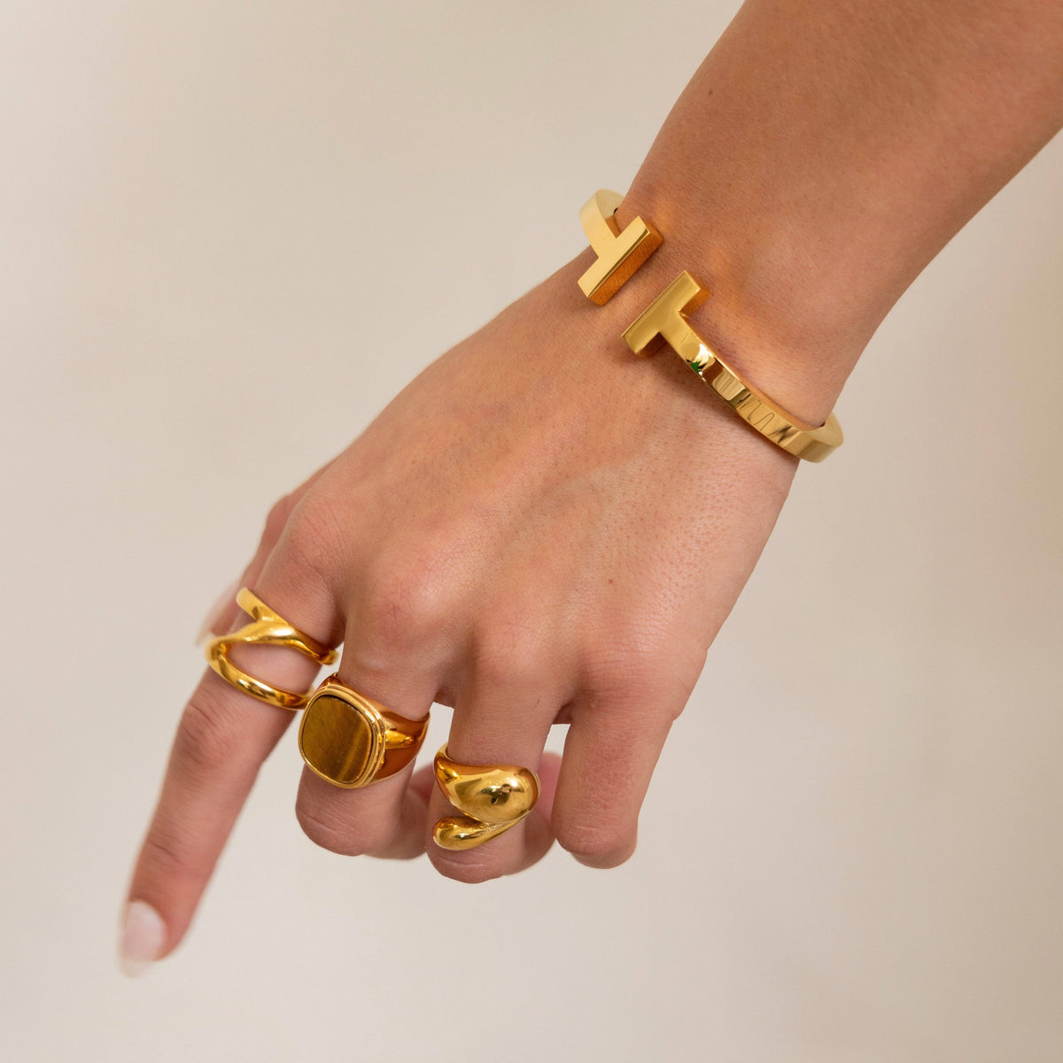 Sadie T Bracelet