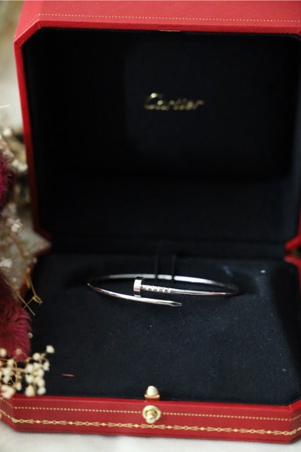 Designer WHITE GOLD JUSTE UN CLOU BRACELET, SMALL MODEL, SIZE 17 (Pre-owned)