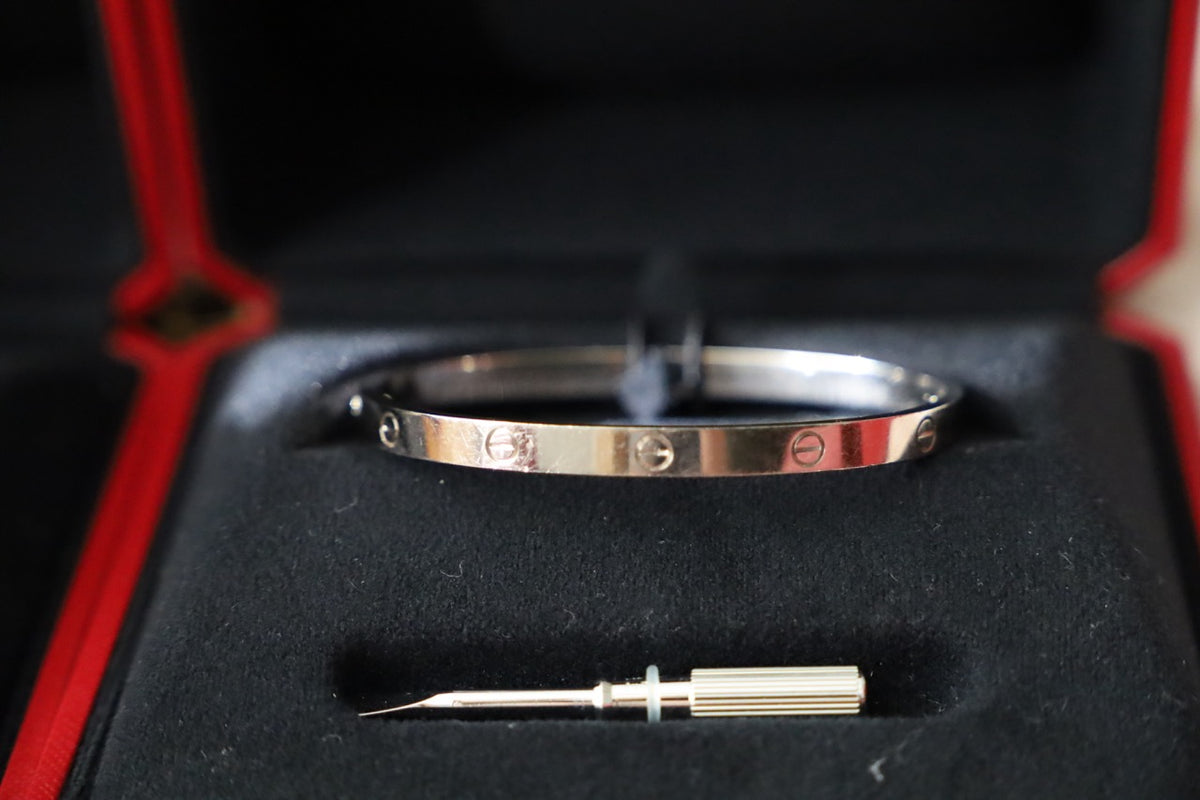 Designer WHITE GOLD LOVE BRACELET, MEDIUM MODEL, SIZE 18 (Pre-owned)