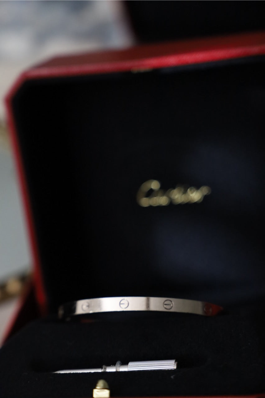 Designer WHITE GOLD LOVE BRACELET, MEDIUM MODEL, SIZE 18 (Pre-owned)